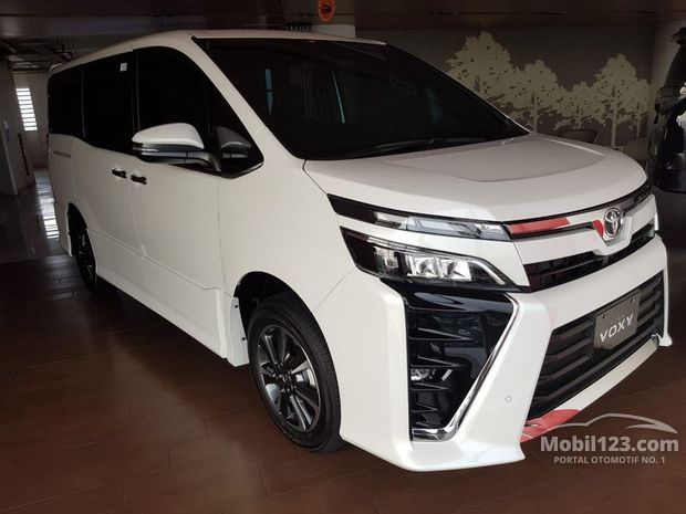  Toyota  Voxy  Mobil  baru dijual di Dki jakarta Indonesia 