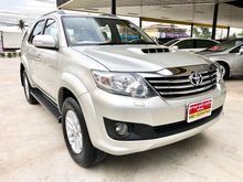 2013 Toyota Fortuner 3.0 (ปี 12-15) V SUV AT