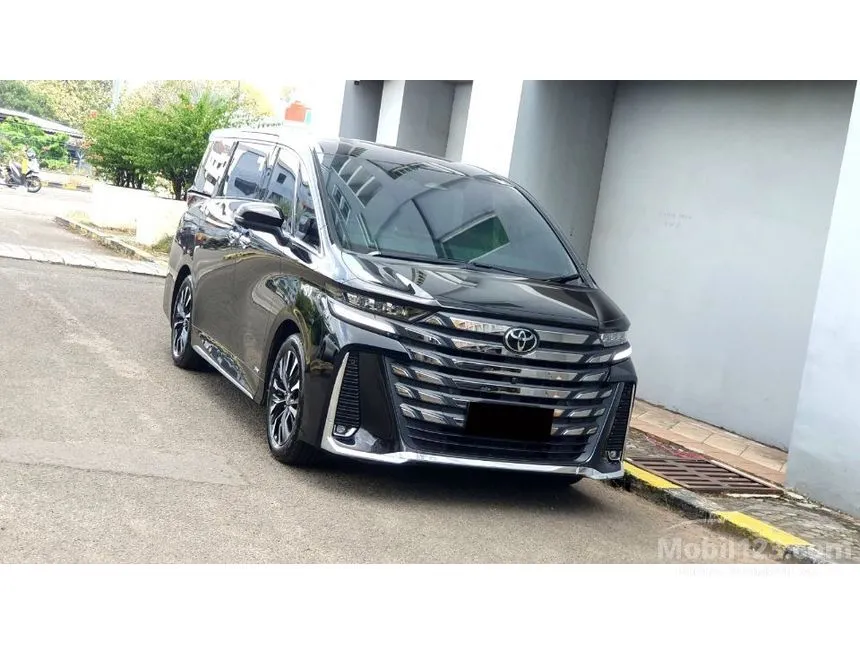 2024 Toyota Vellfire HEV VIP (Non Premium Color) MPV