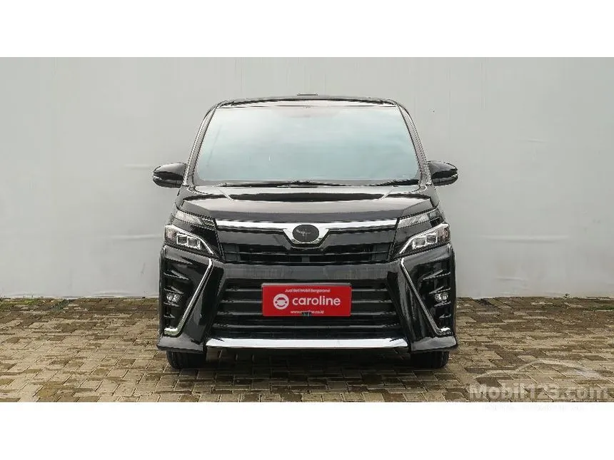 2020 Toyota Voxy MPV