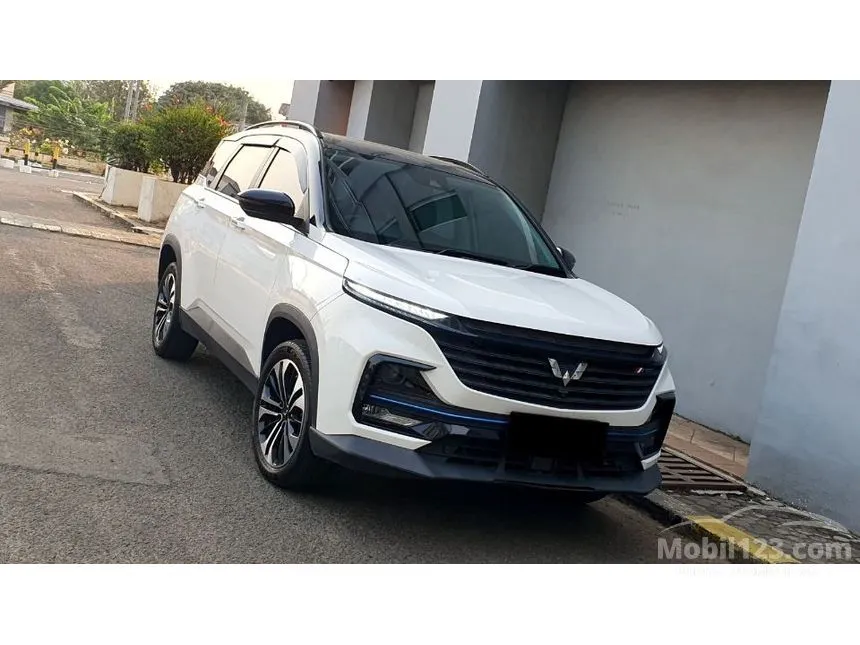 2022 Wuling Almaz RS Hybrid SUV