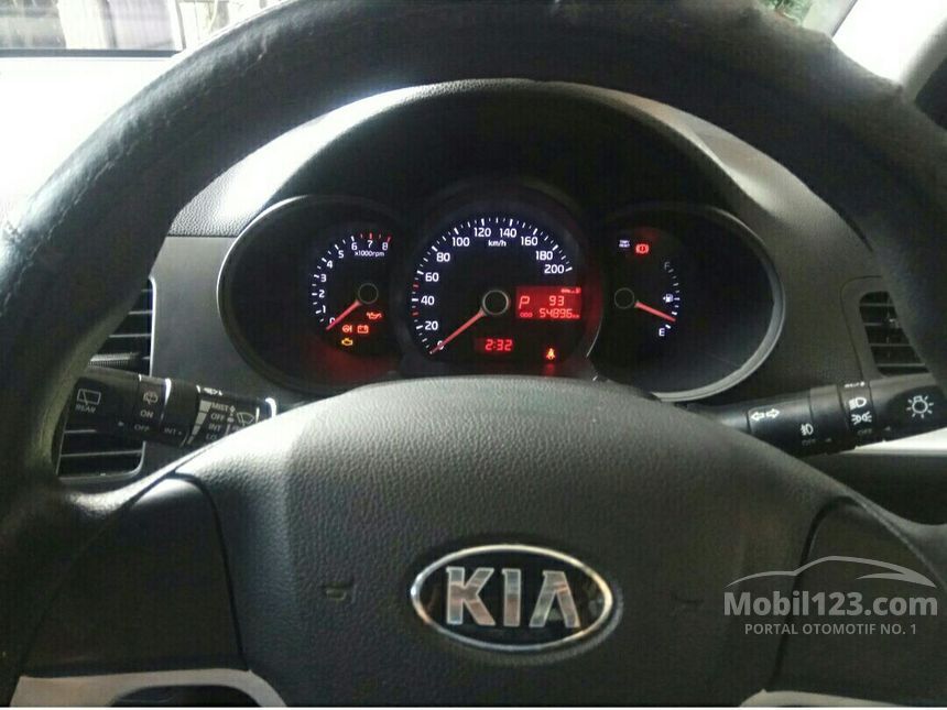 2013 KIA Picanto SE 2 Hatchback