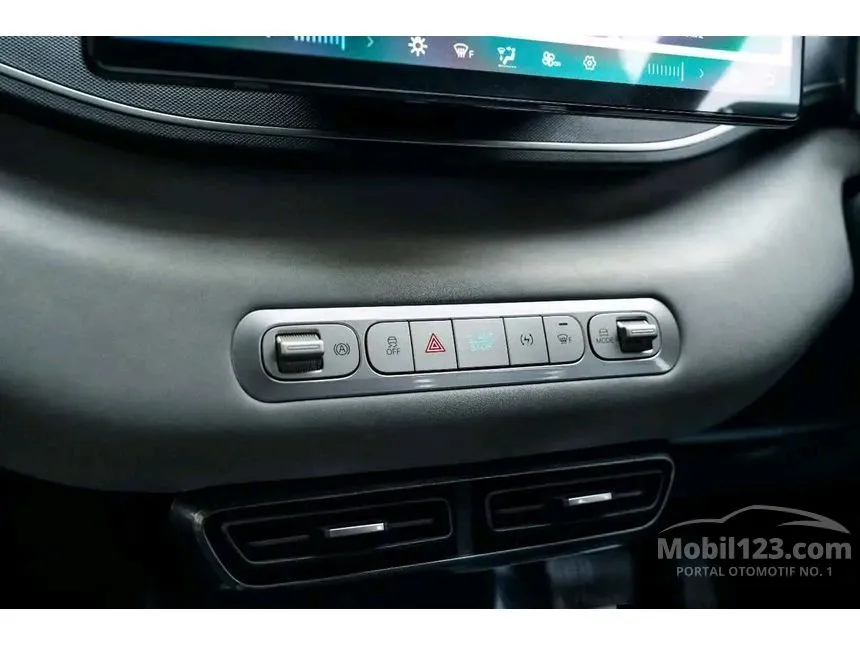 2026 BYD Atto 1 Standard Range Dynamic Hatchback