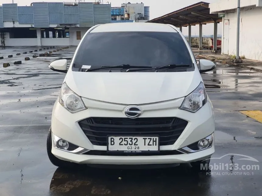 2018 Daihatsu Sigra R Deluxe MPV