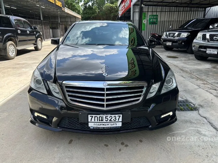 2012 Mercedes-Benz E250 CGI BlueEFFICIENCY Sedan