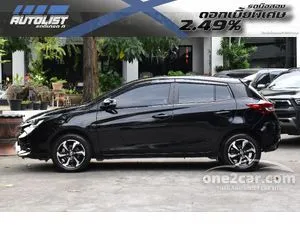 2023 Toyota YARIS 1.2 Premium Hatchback