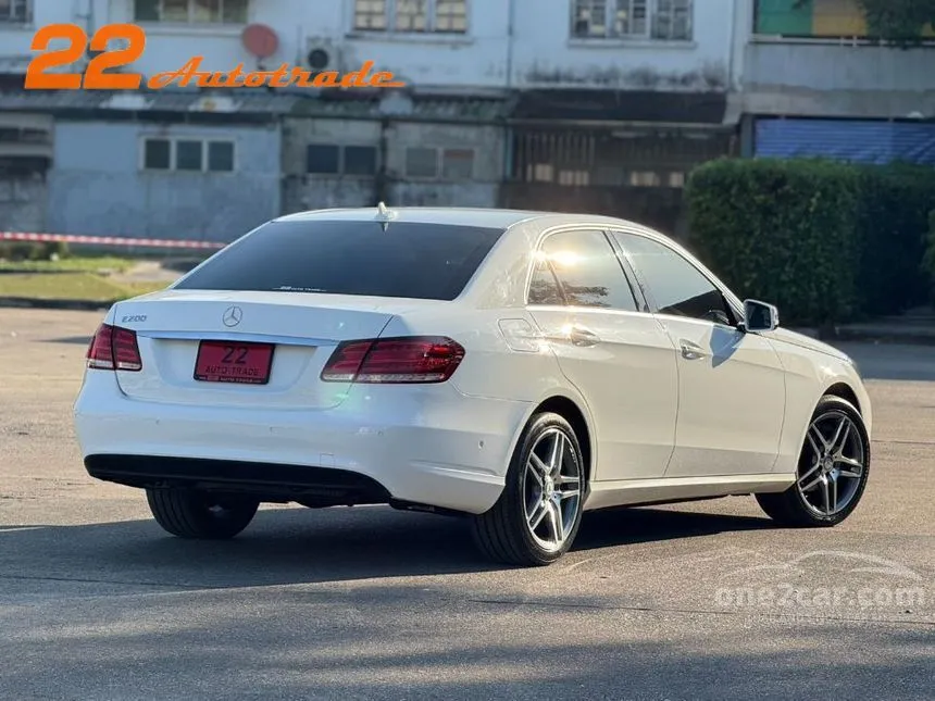 2015 Mercedes-Benz E200 Avantgarde Sedan