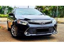 2017 Toyota Camry 2.5 V Sedan Hitam Metalik Facelift ATPM - First Hand - PLAT GANJIL - PAJAK SUPER PANJANG - GOOD CONDITION - SIAP JALAN