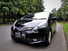 2013 Honda Jazz 1.5 RS AT CVT hitam mulus DP 13jt siap pakai