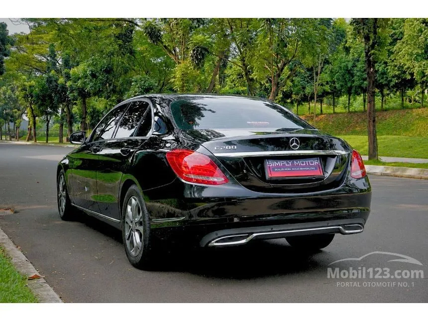 2014 Mercedes-Benz C200 Avantgarde CBU Sedan