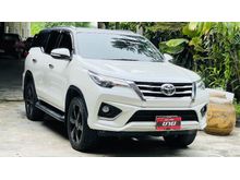 2017 Toyota Fortuner 2.8 (ปี 15-18) TRD Sportivo 4WD SUV