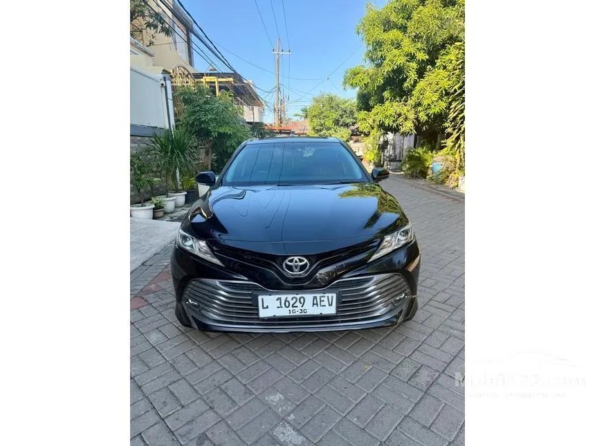2019 Toyota Camry V Sedan