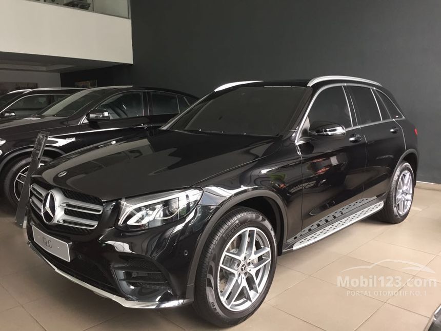 Jual Mobil  Mercedes Benz GLC 200 2017 Exclusive 2 0 di DKI 
