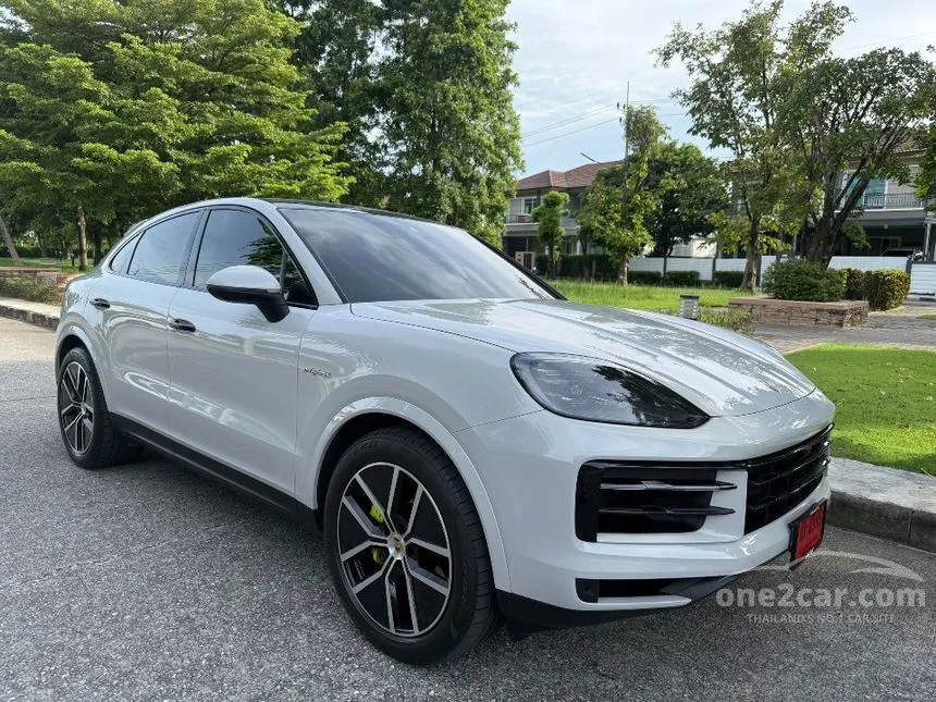 2024 Porsche CAYENNE S Coupe SUV