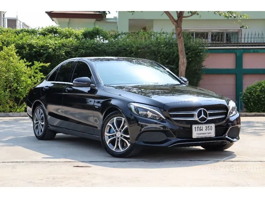2017 Mercedes-Benz C350 e Avantgarde Sedan