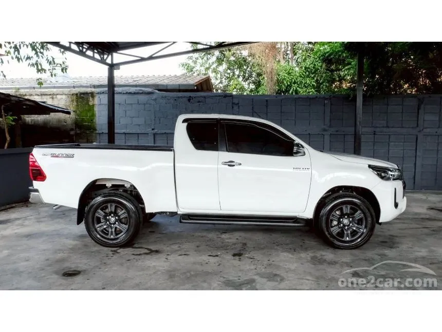 2023 Toyota HILUX REVO Prerunner Mid Smart Cab Pickup