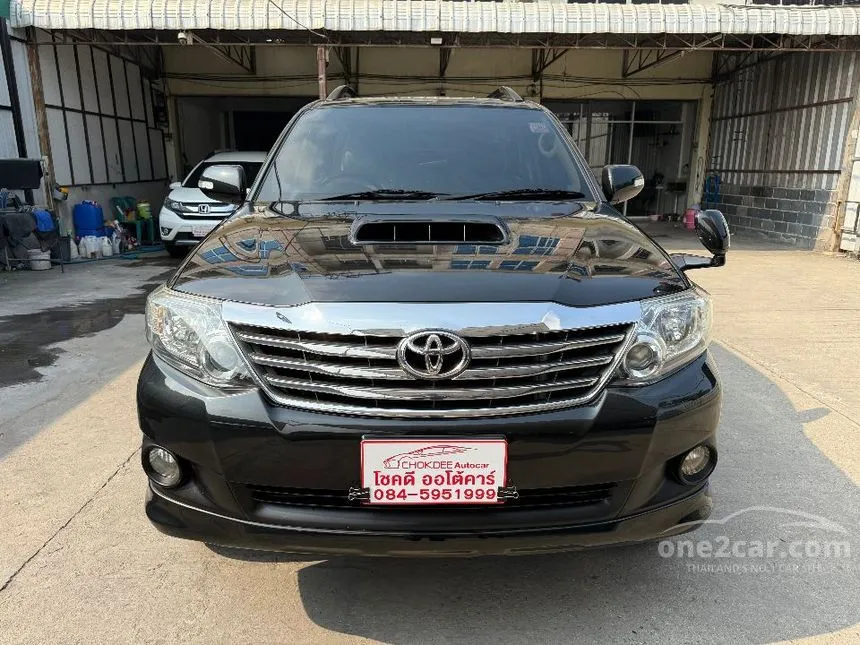 2013 Toyota FORTUNER V SUV