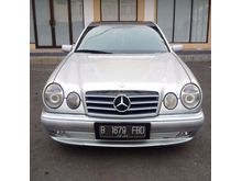 1997 Mercedes-Benz E320 3.2 W210 3.2 Automatic Sedan
