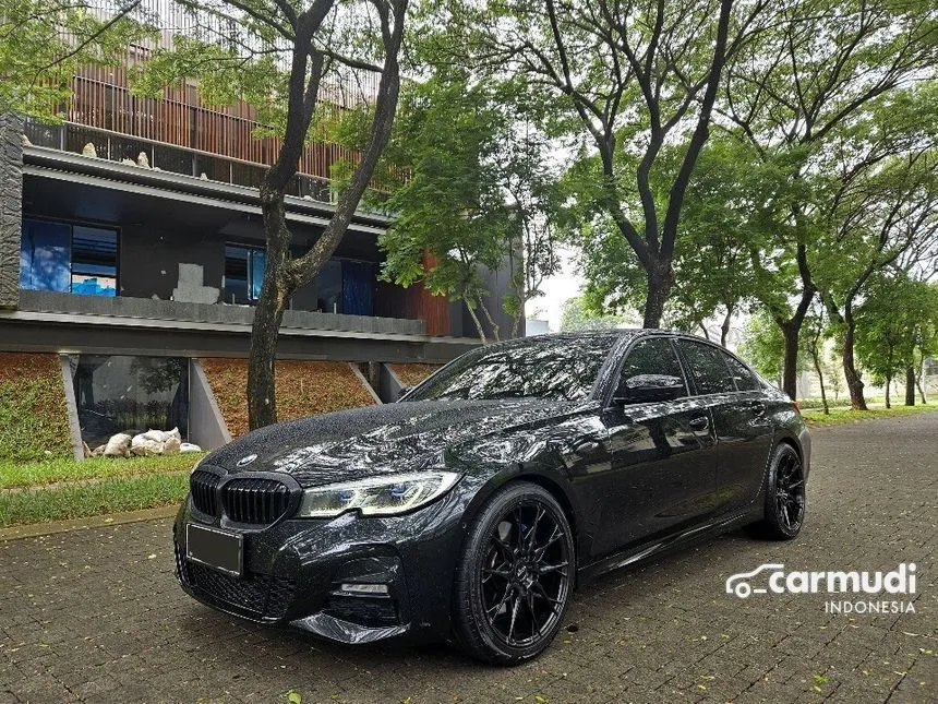Jual Mobil BMW 330i 2019 M Sport 2.0 di DKI Jakarta Automatic Sedan Hitam Rp 675.000.000