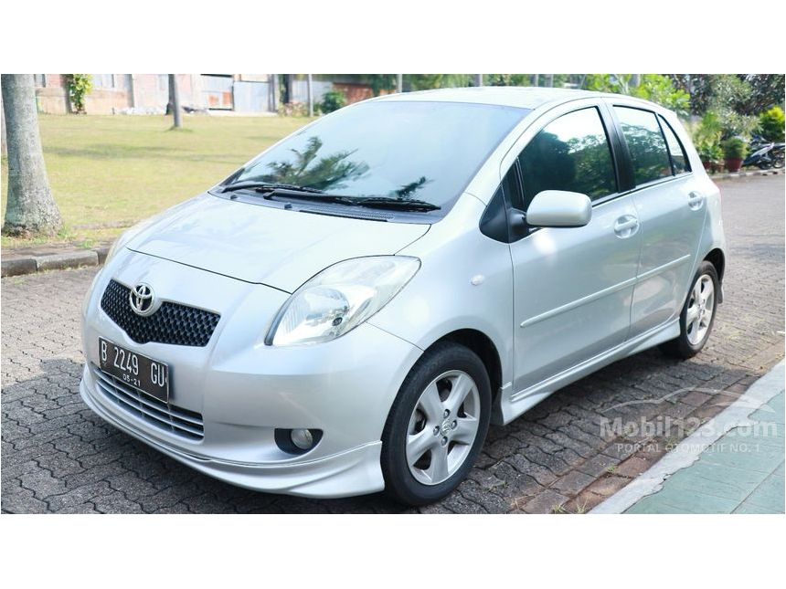 Jual Mobil  Toyota  Yaris  2006 S 1 5 di DKI Jakarta 