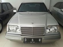 1991 Mercedes-Benz 300E model masterpiece 96
