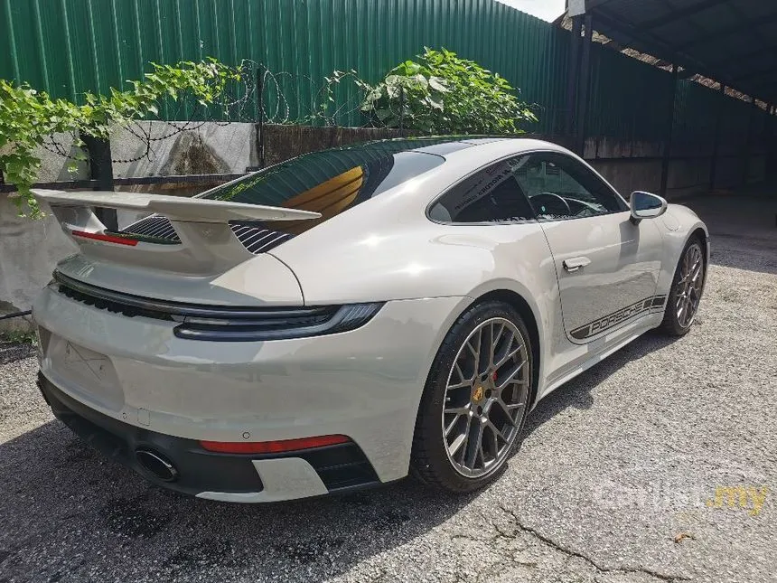 2020 Porsche 911 Carrera 4S Coupe