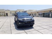 Toyota Grand Fortuner 2.7 V 4x4 Bensin AT Facelift Hitam 2014 - Pjk1thPjg