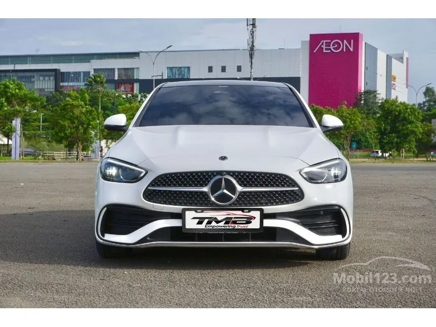 2023 Mercedes-Benz C300 AMG Line Sedan