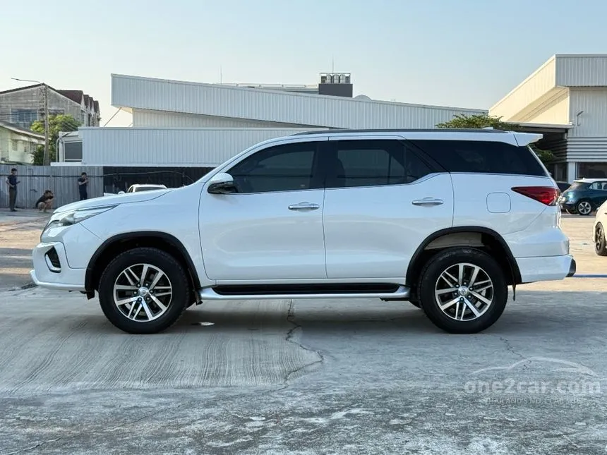 2019 Toyota FORTUNER V SUV