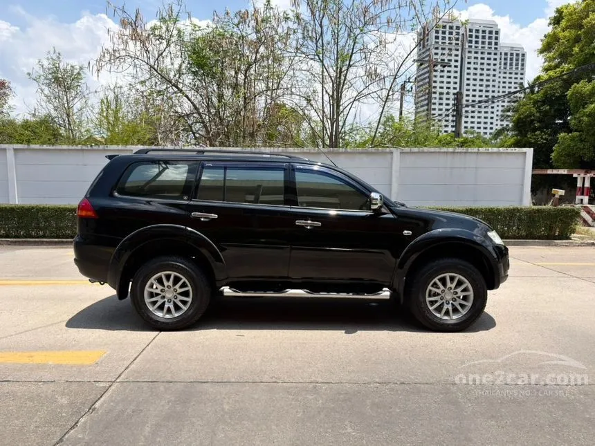 2013 Mitsubishi PAJERO SPORT GT SUV