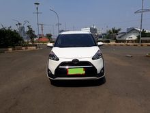 2017 Toyota Sienta 1.5 G MPV manual putih dp31jt saja