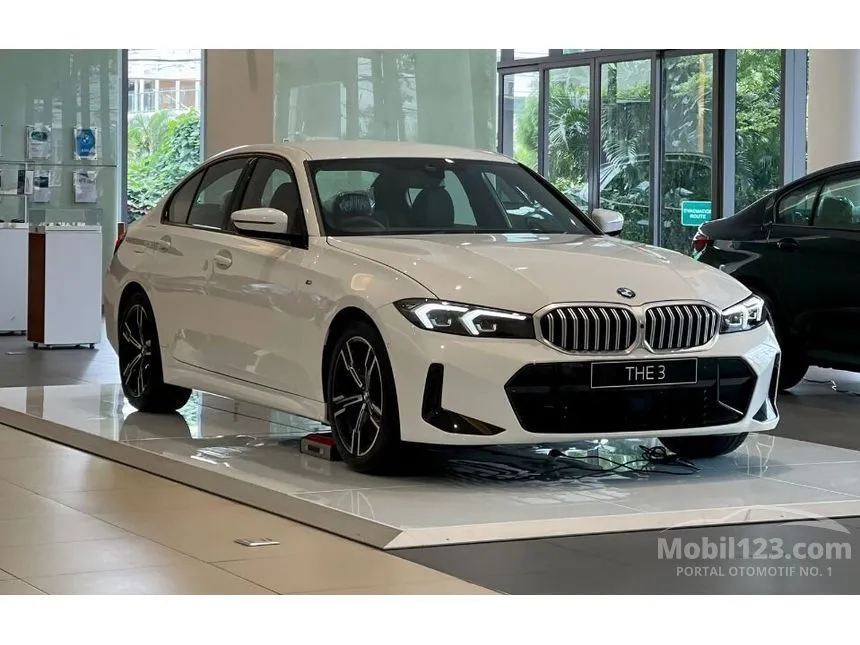 Jual Mobil BMW 320i 2024 M Sport 2.0 di Jawa Barat Automatic Sedan Putih Rp 1.145.000.000