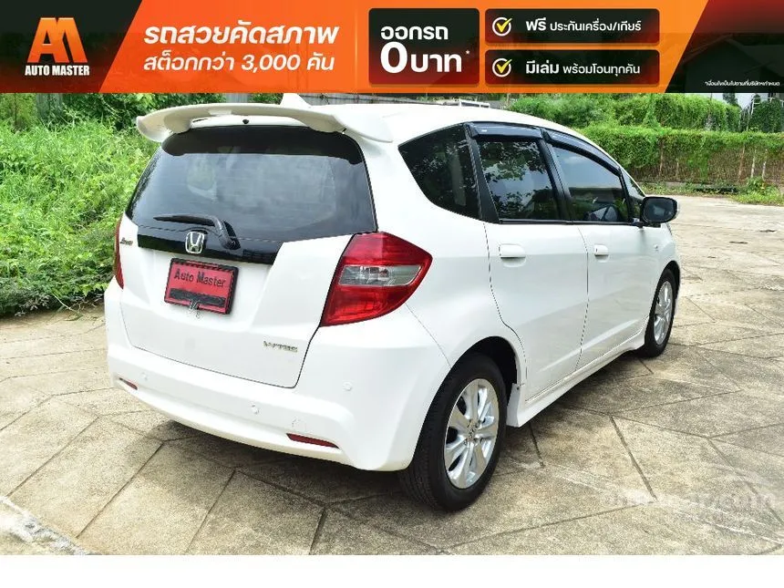 2012 Honda JAZZ V Hatchback