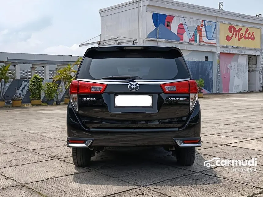 2019 Toyota Kijang Innova Venturer MPV