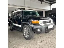 2013 Toyota FJ Cruiser 4.0 SUV V6 engine. 4WD. LOW KM 15 Rb ANTIK. COCOK UTK HOBI ADVENTURE & OFFROAD. HARGA CASH BEST DEAL NEGOTIABLE YA.