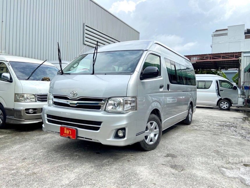 Тойота hiace 2013