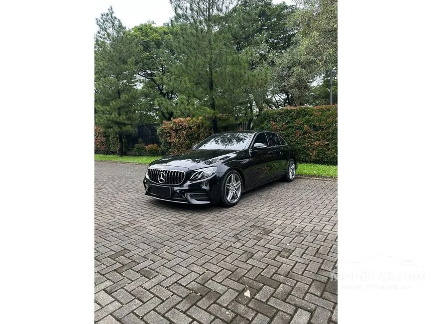 2017 Mercedes-Benz E300 AMG Line Sedan