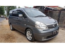 2011 Nissan Serena Highway Star (Kredit dibantu)