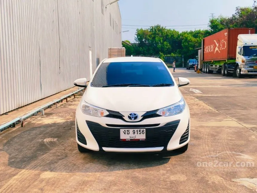 2018 Toyota YARIS E Hatchback