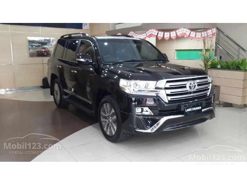 Jual Mobil Toyota Land Cruiser 2017 VX Grade 4.5 di DKI 