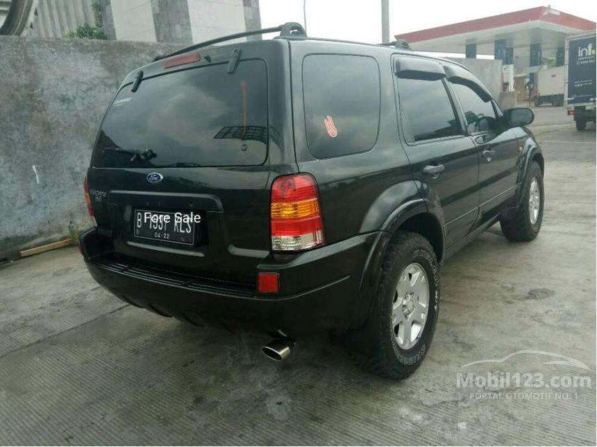 Jual Mobil  Ford  Escape 2005 XLT  4x2 2 3 di Jawa Barat 