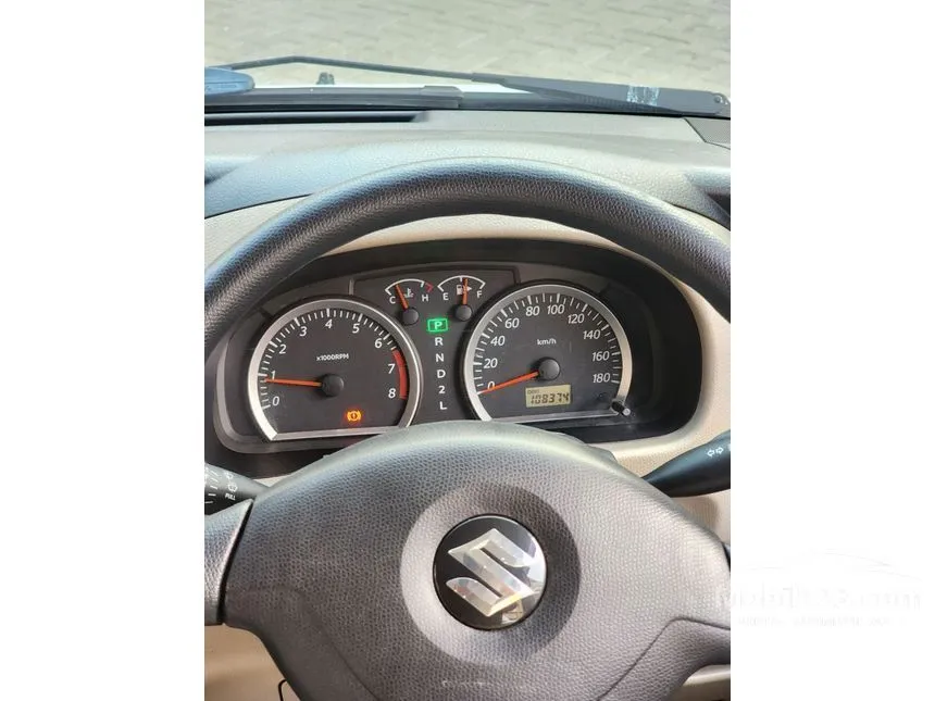 2013 Suzuki APV Luxury R15 Van