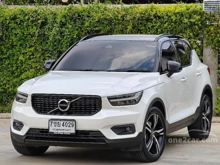 2019 Volvo XC40 T5 R-Design SUV