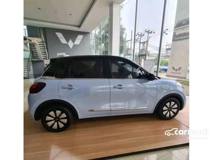 2024 Wuling Binguo EV Premium Range Hatchback