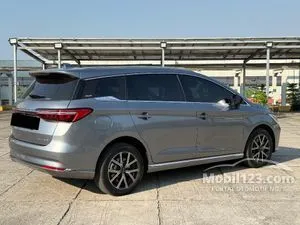 2024 BYD M6 Superior 7 Seater MPV