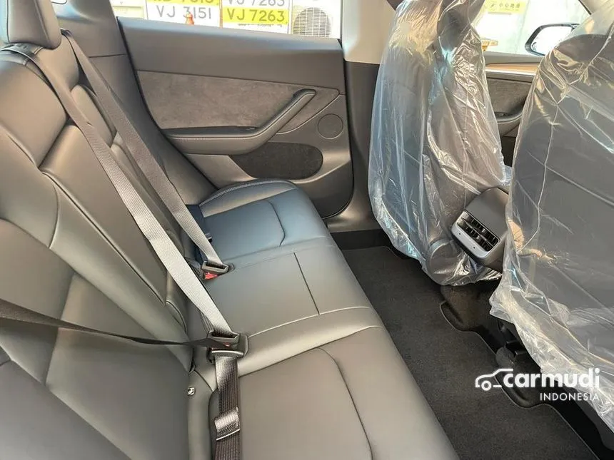 2022 Tesla Model Y Long Range Wagon