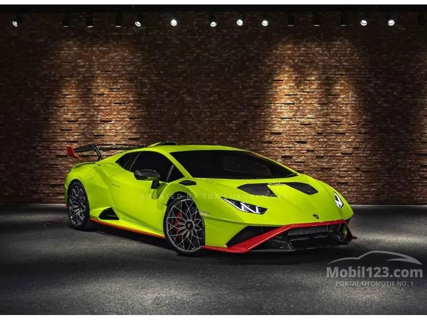 2024 Lamborghini Huracan STO Coupe