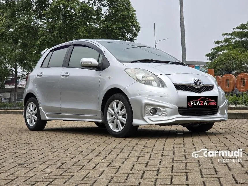 2012 Toyota Yaris E Hatchback