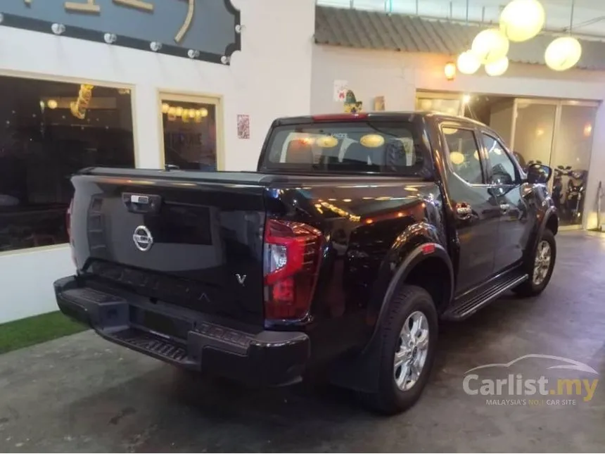 2021 Nissan Navara V Dual Cab Pickup Truck