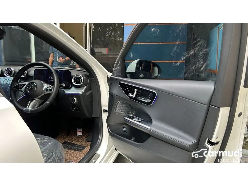 2025 Mercedes-Benz C200 Avantgarde Line Sedan